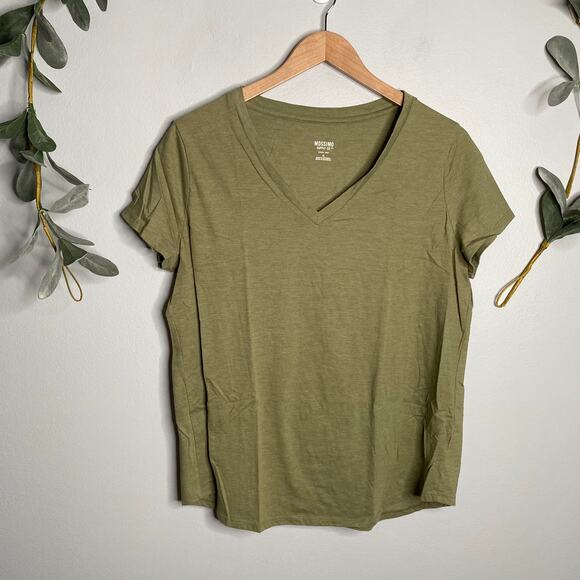 Mossimo Green V Neck Tee LAST CALL - Picture 1 of 4